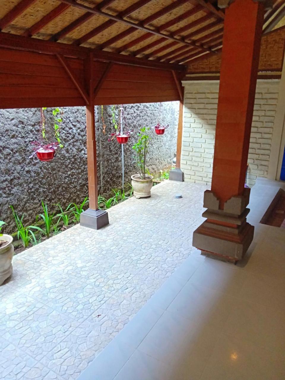 Villa Mahalini *