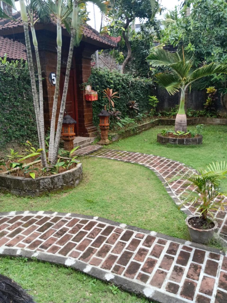 Mahalini Villa Seminyak (Bali)